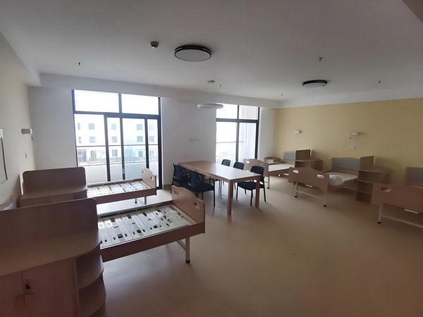 冷淡吸血伯爵俏歌姬